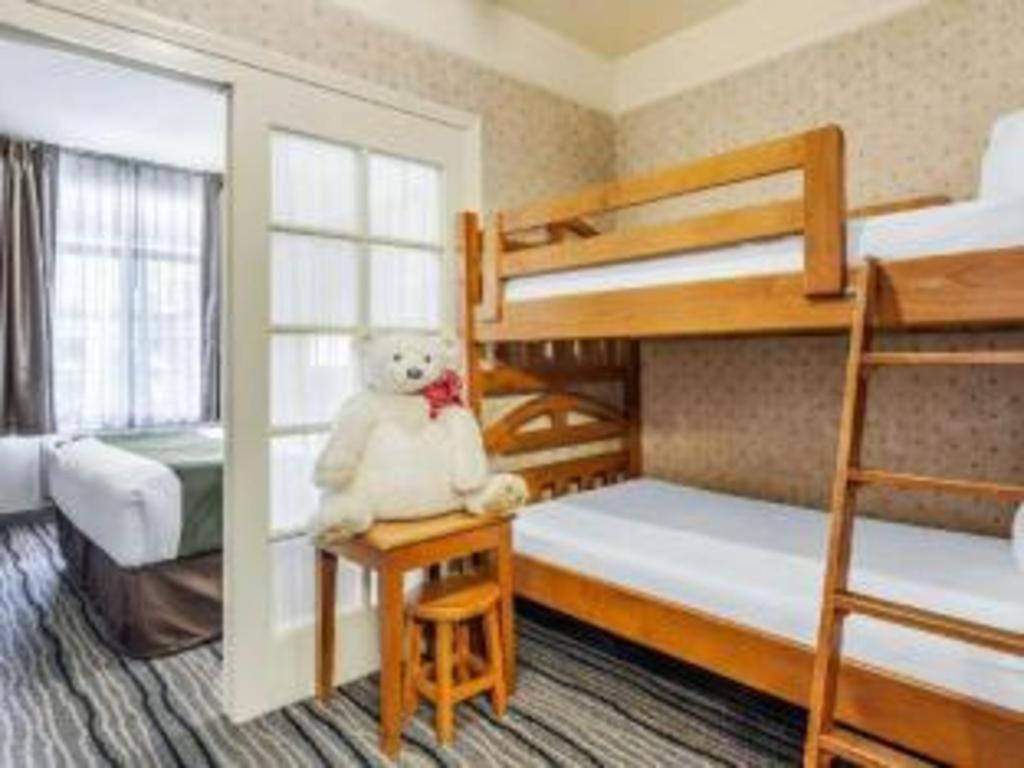 Ramada Suites By Wyndham San Diego Luaran gambar